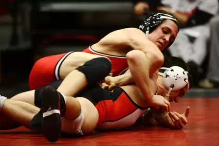 Five Runnin' Bulldog Wrestlers Place at 2011 Navy Classic Image