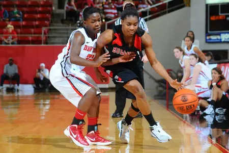 Runnin' Bulldogs Fall at Davidson 67-46 in Non-Conference Action Image