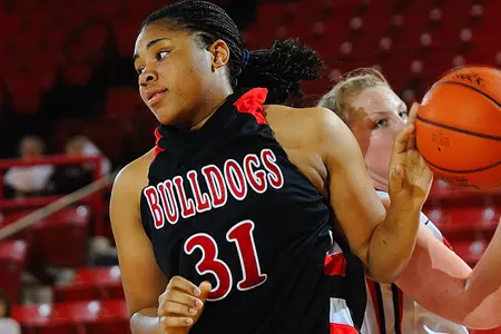 No. 15/13 Louisville Cardinals Fly Past Runnin' Bulldogs at the KFC Yum! Center Image