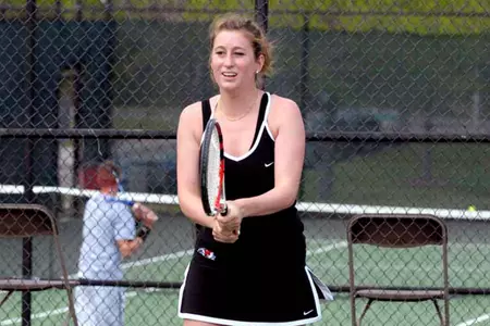 Runnin' Bulldogs Down Presbyterian College, 6-1, Wednesday Afternoon Image