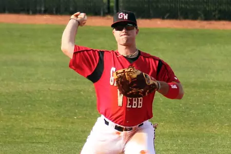 Runnin' Bulldogs Battle Back To Take 11-10 Win Friday At Radford Image