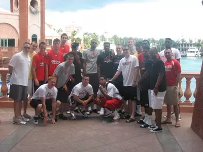 Bahamas Trip For Runnin' Bulldogs Makes National News Thursday Image