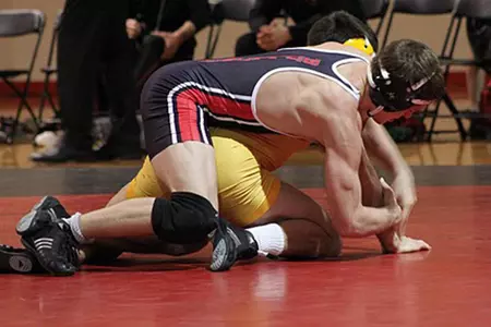 GWU Drops Three Straight Duals at the Hoosier Duals on Saturday Image