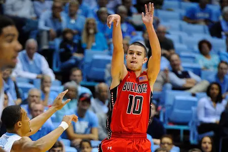 Runnin' Bulldogs Drop Heartbreaker At East Carolina, 62-60, Tuesday Image