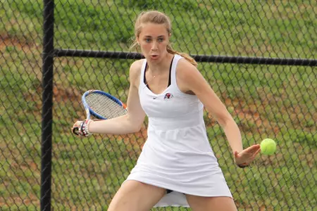 Gardner-Webb Outlasts Charlotte 4-3 on Monday Image