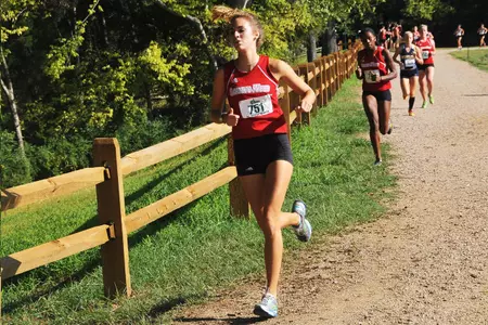 Sawyer's Season Best Time Leads Runnin' Bulldogs at Winthrop Invitational Image