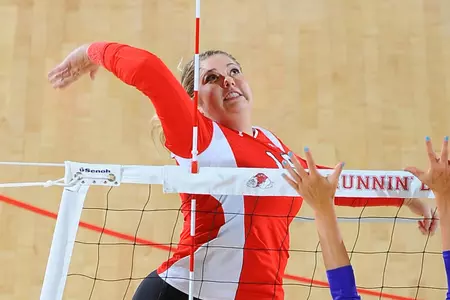 Runnin' Bulldogs Down the Highlanders, 3-2, in Five Sets for Second Straight Conference Win Image