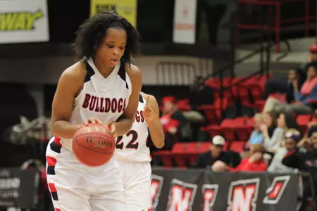 Gardner-Webb Rally Falls Short, 56-47, At Liberty Saturday Night Image