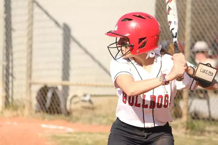 Gardner-Webb Rally Falls Short in Longwood Series Finale Image