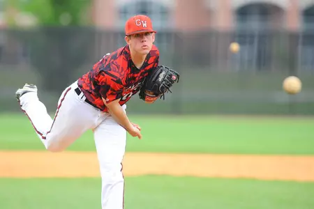 Diamond 'Dogs Hold Off William & Mary, 4-3, Friday Night Image