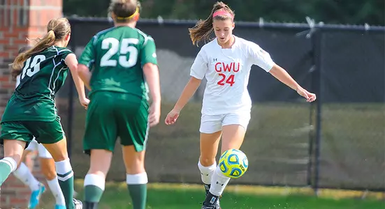 Women's Soccer Puts On Offensive Display In First Win Of Season Over Chattanooga Image