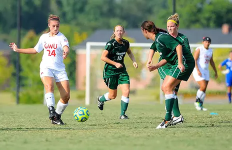 Women's Soccer Falls On Road At Elon Image