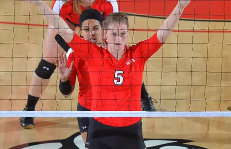 Record-Breaking Performance Lifts Gardner-Webb Over Winthrop In Five-Set Thriller Image
