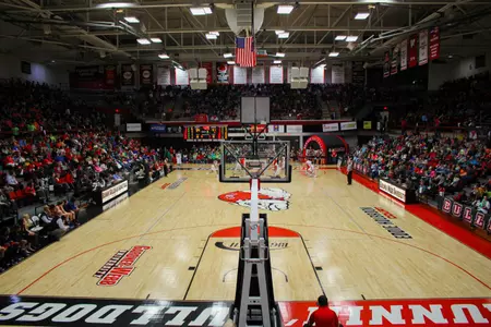 Women's Basketball Season Opener Friday At UNC Moved to 3:30 PM Image