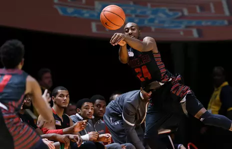 Gardner-Webb Holds On For 77-68 WIn Over Southeastern Louisiana Image