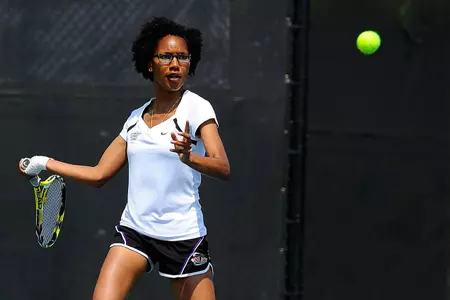 Gardner-Webb Women's Tennis Loses, 7-1, to Charleston Southern Image
