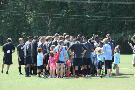 Men's Soccer Begins 2015 Preseason With First Practice Tuesday Morning Image
