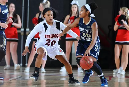 Women's Basketball Comes Up Short Tuesday At Liberty Image