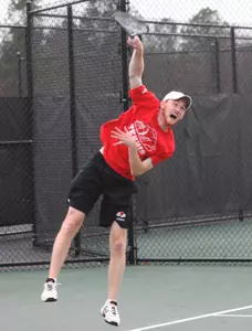 Men's tennis drops match to UNC Greensboro Image