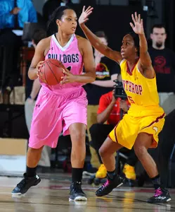 Fourth Quarter Comeback Propels Radford Past Women's Basketball Image