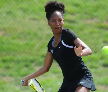Women's Tennis Rebounds With Win Over Longwood Image