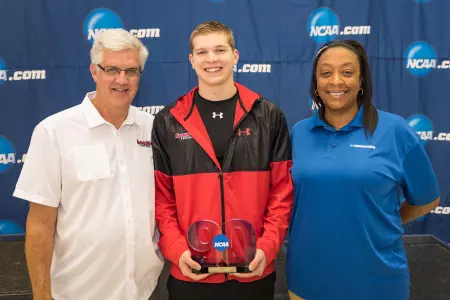 Nathan Lile Honored With NCAA Elite 90 Award At Men's Swimming & Diving Championships Image