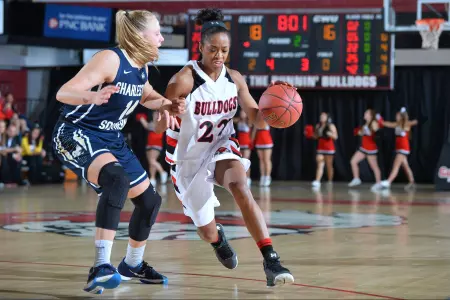 Women's Basketball Suffers Setback In Regular-Season Finale At Longwood Image
