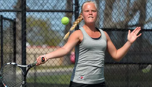 Women's Tennis Season Ends At Hands Of Winthrop Image