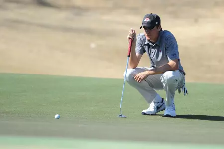 Men's Golf in Fifth-Place After Day One of the 2016 Big South Championship Image