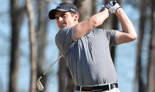 Men's Golf Rallies To Tie For Third At 2016 Golfweek Program Challenge Image
