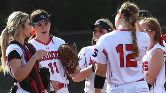 Huddle_SB v. WIU
