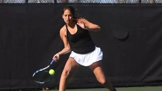 Daniela Naupari v. Winthrop