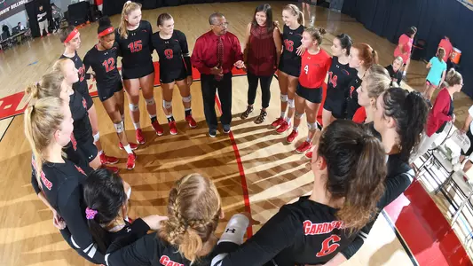 Volleyball Huddle Pregame Winthrop 18