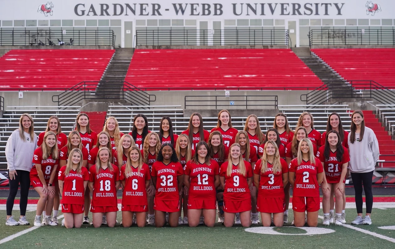 2022 Team w/ Coaches