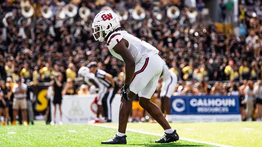 TJ Jones vs App