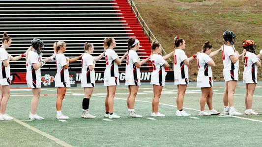 Women's Lacrosse pregame line up