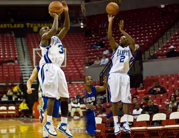 Hampton falls 77-71 to Kent State Image