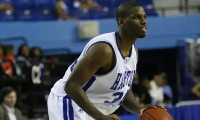 Aggies hold on for 79-76 win over Hampton Image