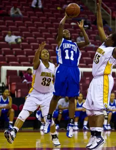 LESLIE SENDS LADY PIRATES TO MEAC SEMIS Image