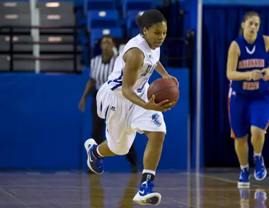 McMillian_dribble