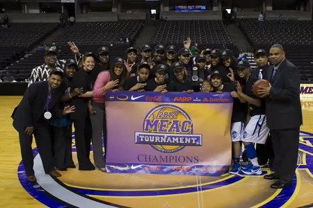 2012_WBB_Champs