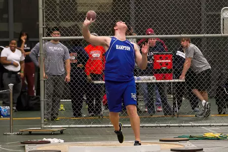 Gray_shot_put