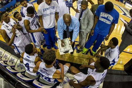MBB_Team_Action
