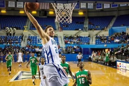 Mercado_Dunking