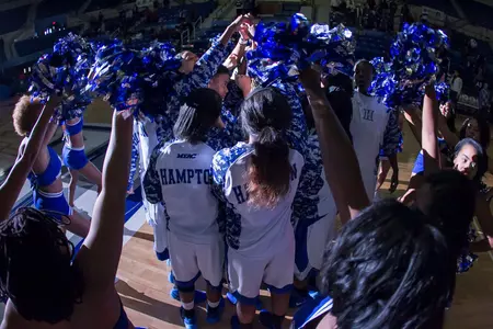 LP_huddle