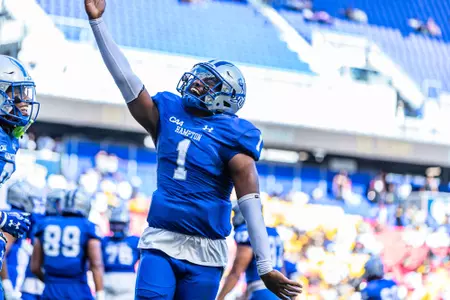 Chris Zellous CAA Player of the Week 2023