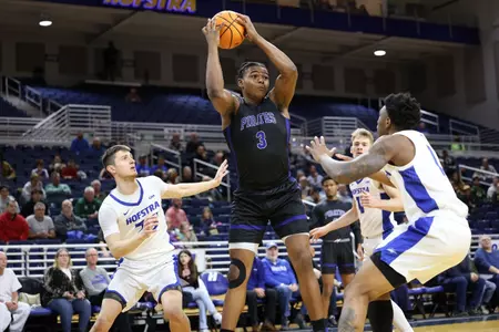 MBB Recap Photo for Hofstra