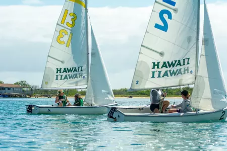 Sailing Hawaii