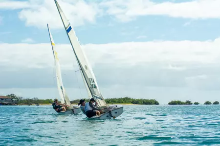 Sailing Hawaii