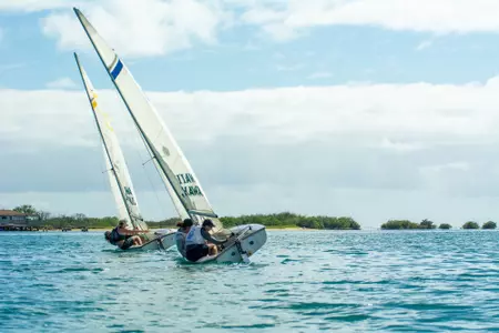 Sailing Hawaii